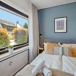 Modernes Im Erdgeschoss - Zachastay Guels Apartman Koblenz