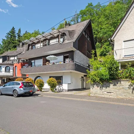 Modernes Im Erdgeschoss - Zachastay Guels * Koblencja