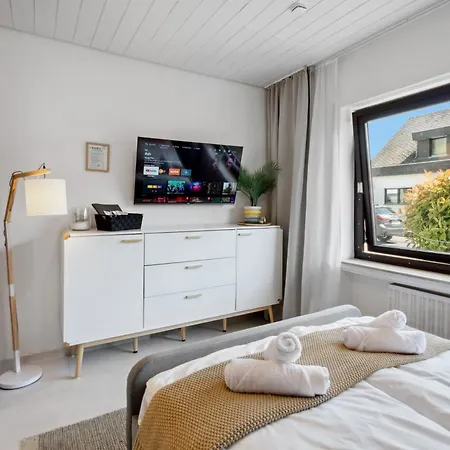 Apartment Modernes Im Erdgeschoss - Zachastay Guels Koblenz (Rhineland-Palatinate)