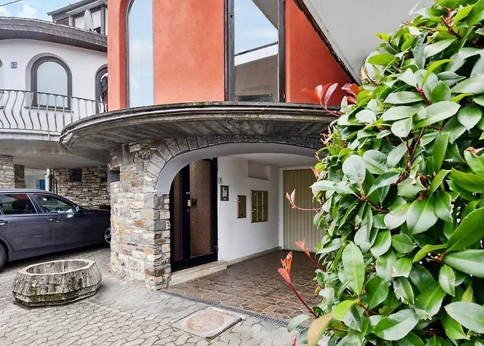 Modernes Im Erdgeschoss - Zachastay Guels Apartment